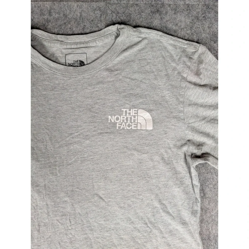 The North Face Mens Gray Box Logo Graphic Short Sleeve T-Shirt NF0A3R1G